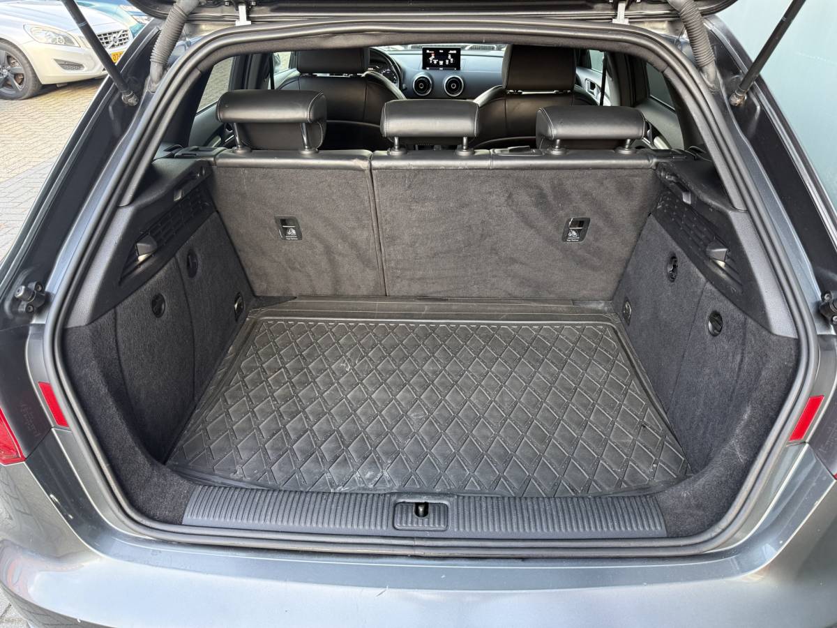 Audi A3 Audi A3 Sportback BWJ 2015 1.4 e-tron225 PK  PHEV Ambition Pro Line plus FULL LED | CAMER | HALF LEDER | NAVI | CLIMA | CRUISE | LMV | PDC