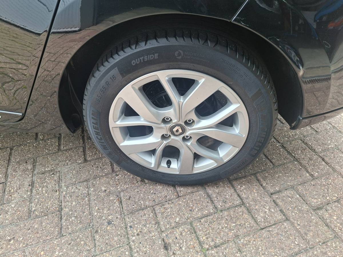 Renault Clio Renault Clio 0.9 TCe Limited PDC Navi Airco Cruise Isofix