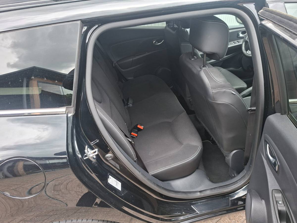 Renault Clio Renault Clio 0.9 TCe Limited PDC Navi Airco Cruise Isofix