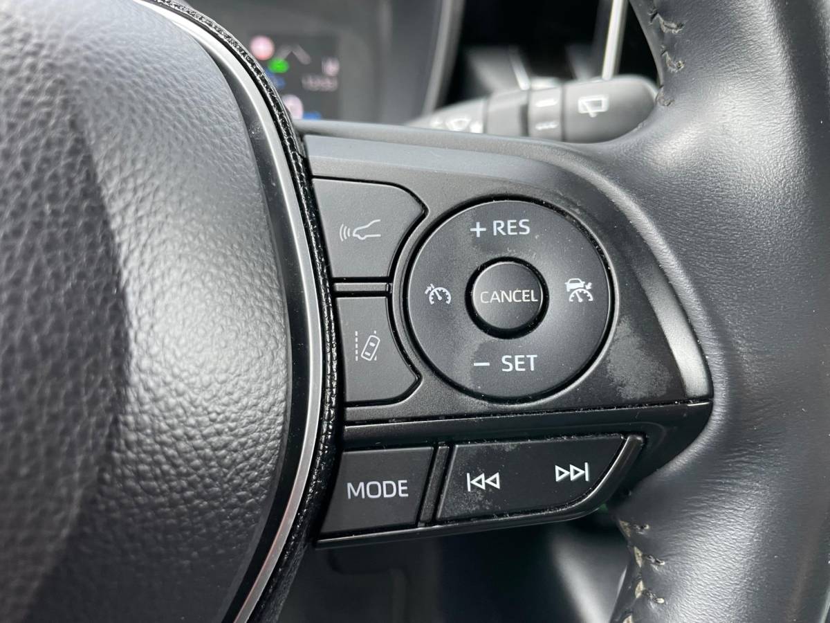 Toyota Corolla Toyota Corolla 1.8 Hybrid Business, Aut, Trekhaak, Acc, Cam, Carplay, Geen import, Nap, Volledig oh!