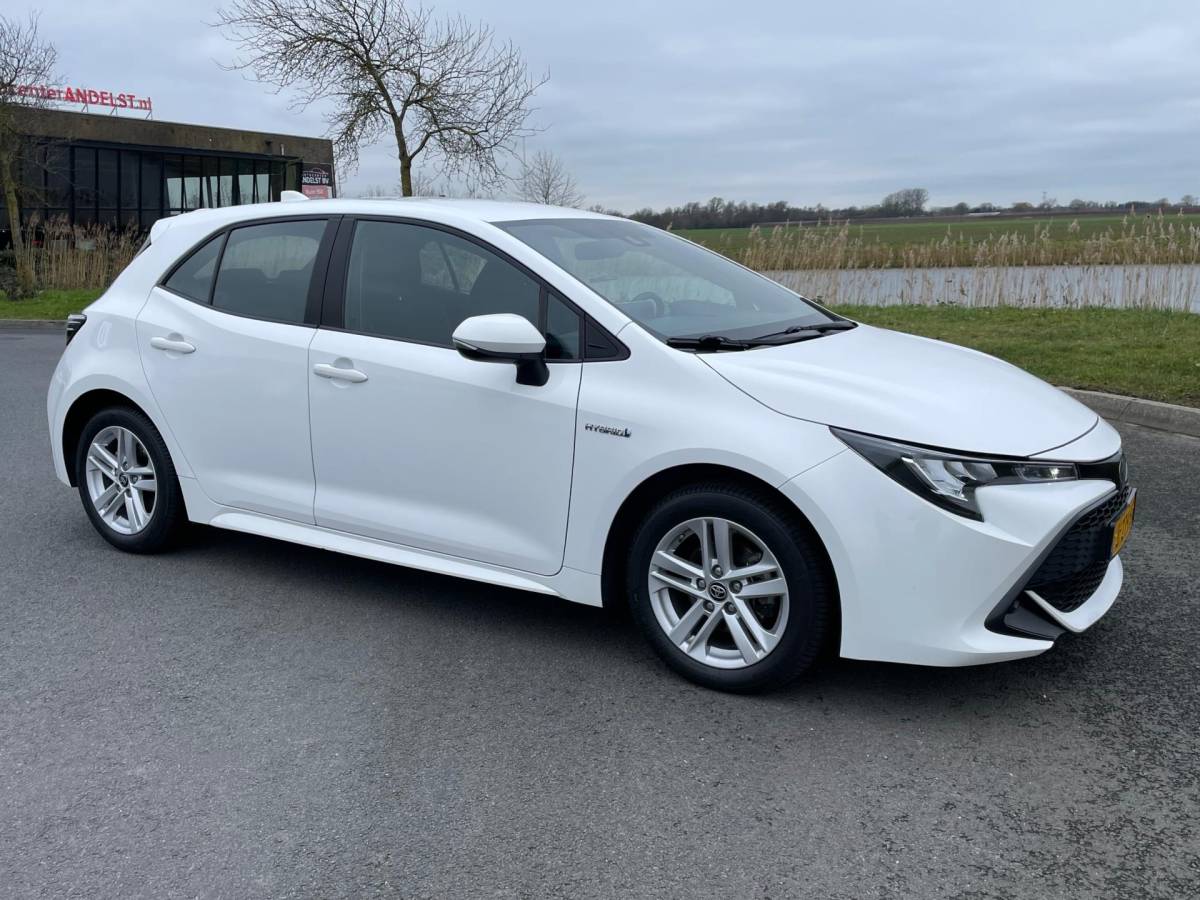 Toyota Corolla Toyota Corolla 1.8 Hybrid Business, Aut, Trekhaak, Acc, Cam, Carplay, Geen import, Nap, Volledig oh!