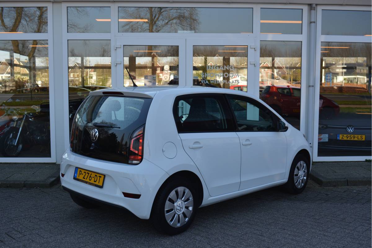 Volkswagen up! Volkswagen Up! 1.0 66PK Move Up! | Orig. NL | NAP | BT |