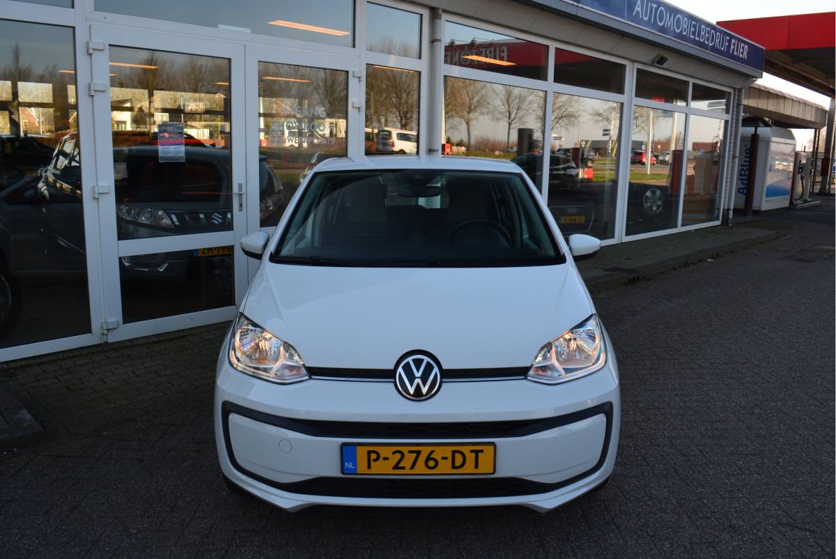 Volkswagen up! Volkswagen Up! 1.0 66PK Move Up! | Orig. NL | NAP | BT |
