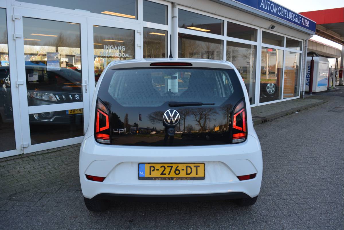 Volkswagen up! Volkswagen Up! 1.0 66PK Move Up! | Orig. NL | NAP | BT |