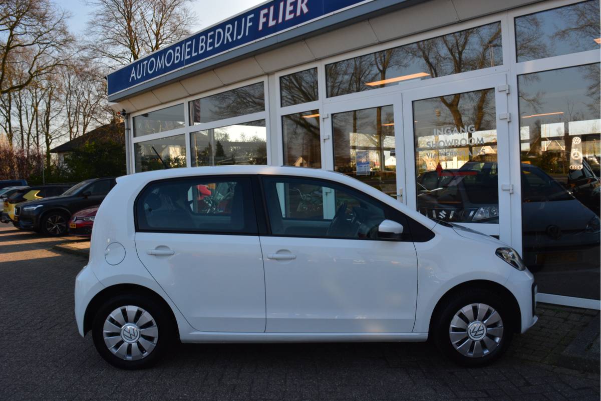 Volkswagen up! Volkswagen Up! 1.0 66PK Move Up! | Orig. NL | NAP | BT |