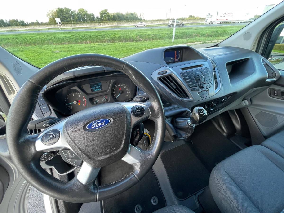 Ford Transit Custom Ford Transit Custom 270 2.2 TDCI L1H1 Trend 101PK, 1E EIG, NAP, VOLLEDIGE OH BESCHIKBAAR!