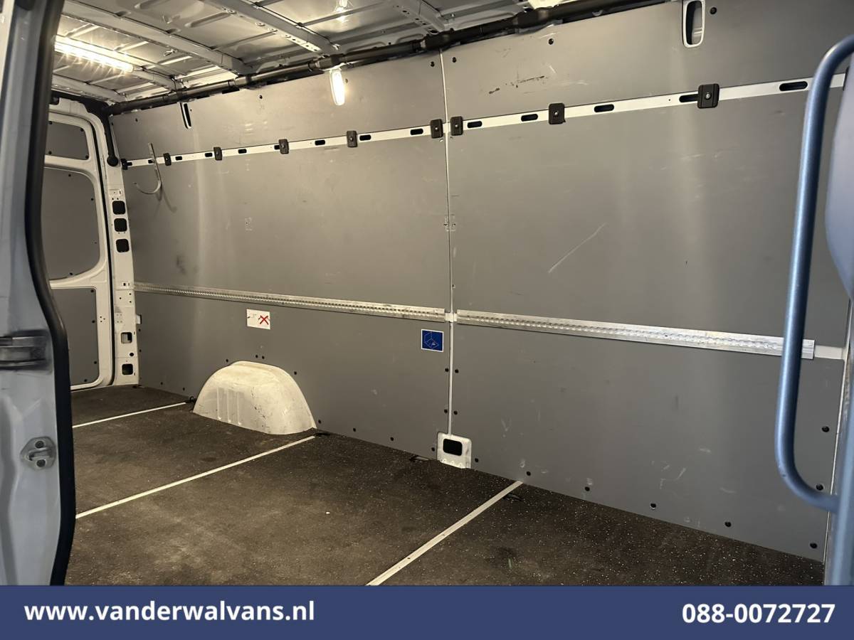 Mercedes-Benz Sprinter Mercedes-Benz Sprinter 317 CDI 170pk L3H2 Euro6 Airco | Camera | Navigatie | Apple Carplay | Parkeersensoren Android Auto, Bijrijdersbank, Trekhaak