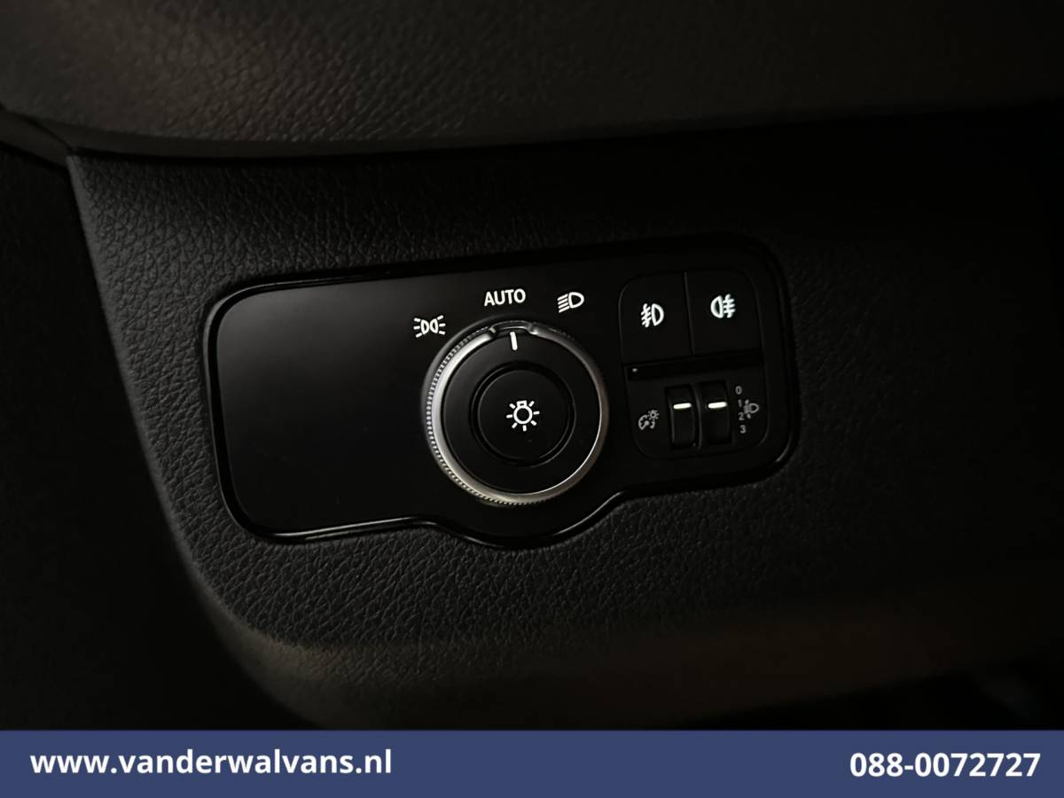 Mercedes-Benz Sprinter Mercedes-Benz Sprinter 317 CDI 170pk L3H2 Euro6 Airco | Camera | Navigatie | Apple Carplay | Parkeersensoren Android Auto, Bijrijdersbank, Trekhaak