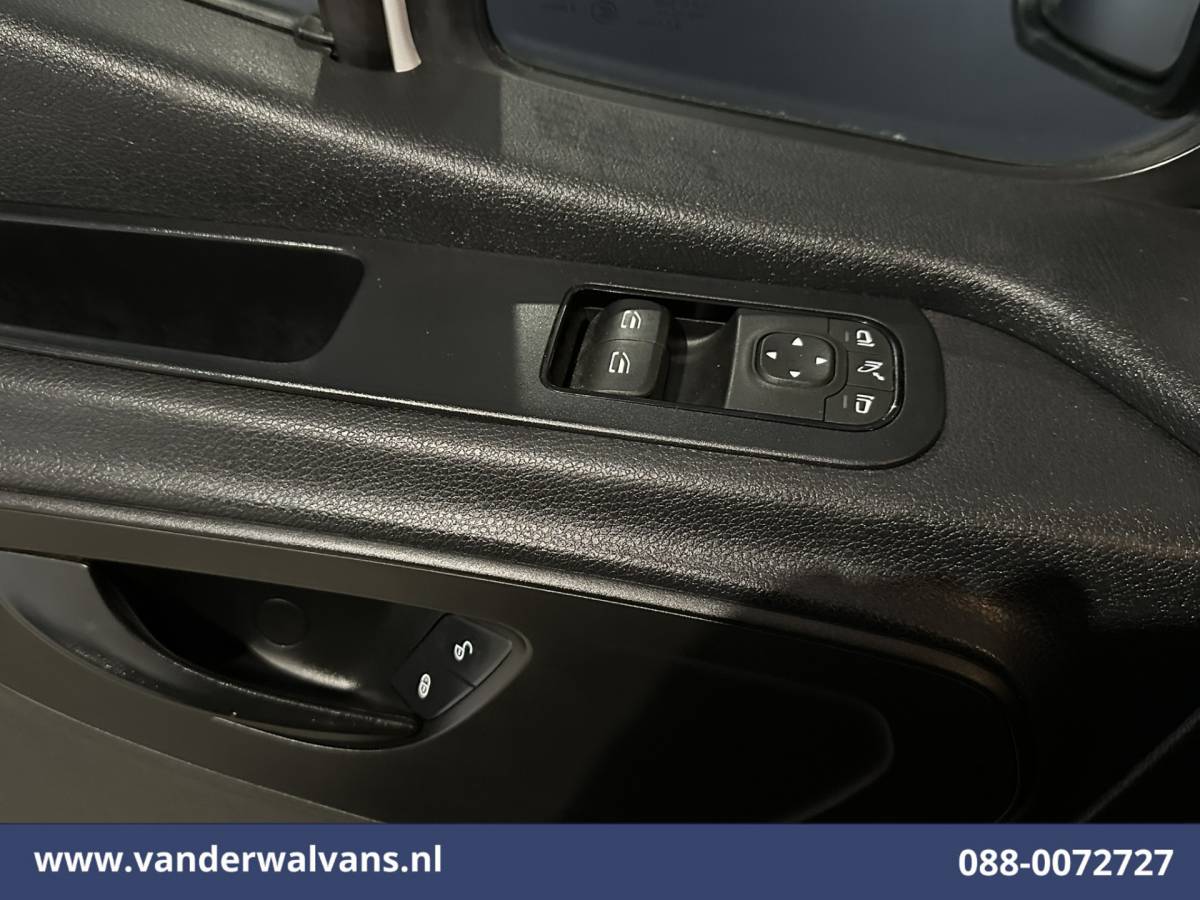 Mercedes-Benz Sprinter Mercedes-Benz Sprinter 317 CDI 170pk L3H2 Euro6 Airco | Camera | Navigatie | Apple Carplay | Parkeersensoren Android Auto, Bijrijdersbank, Trekhaak