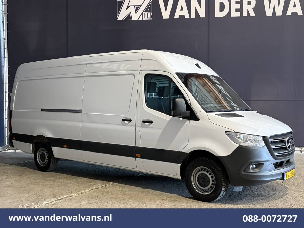Mercedes-Benz Sprinter Mercedes-Benz Sprinter 317 CDI 170pk L3H2 Euro6 Airco | Camera | Navigatie | Apple Carplay | Parkeersensoren Android Auto, Bijrijdersbank, Trekhaak