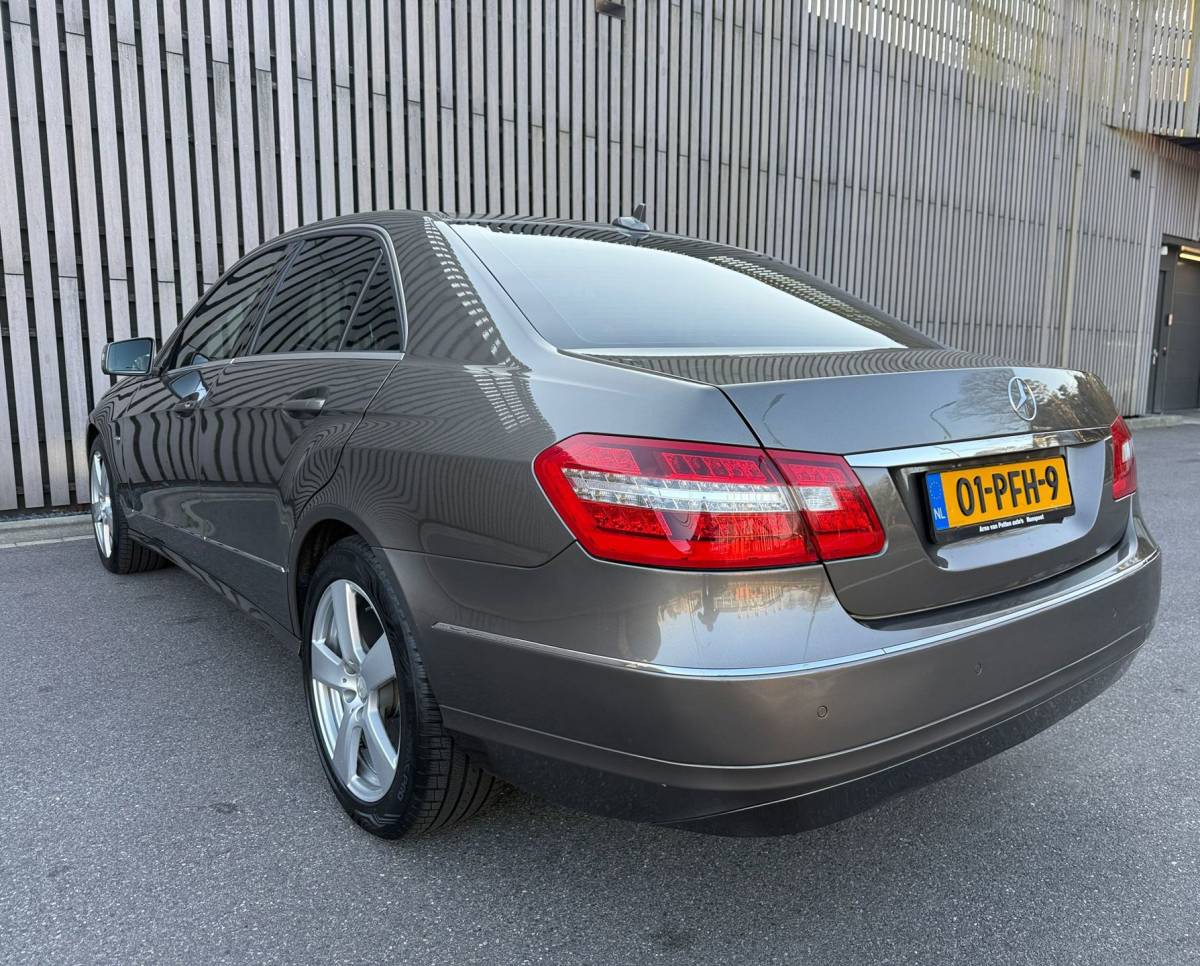 Mercedes-Benz E-Klasse Mercedes-Benz E-klasse 200 CDI Business Class Elegance