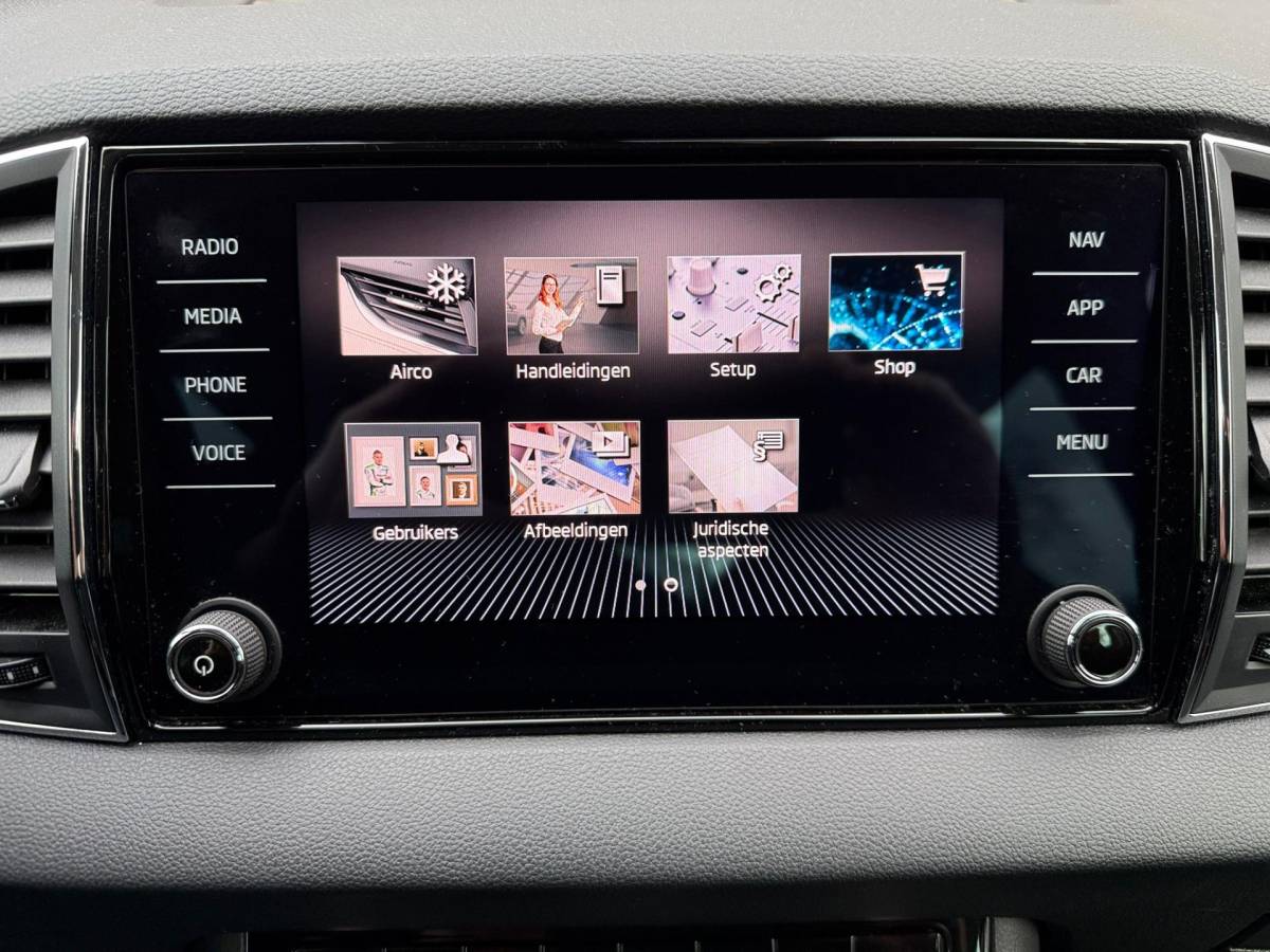 Škoda Karoq Skoda Karoq 1.0 TSI Business Edition /Apple CarPlay /Cruise /Navigatie