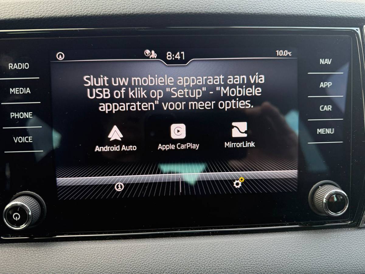 Škoda Karoq Skoda Karoq 1.0 TSI Business Edition /Apple CarPlay /Cruise /Navigatie