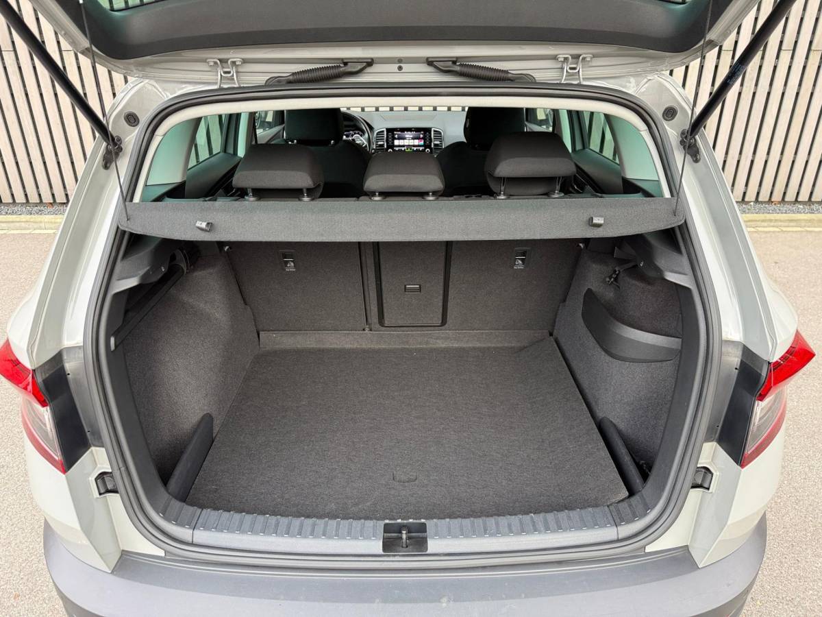 Škoda Karoq Skoda Karoq 1.0 TSI Business Edition /Apple CarPlay /Cruise /Navigatie