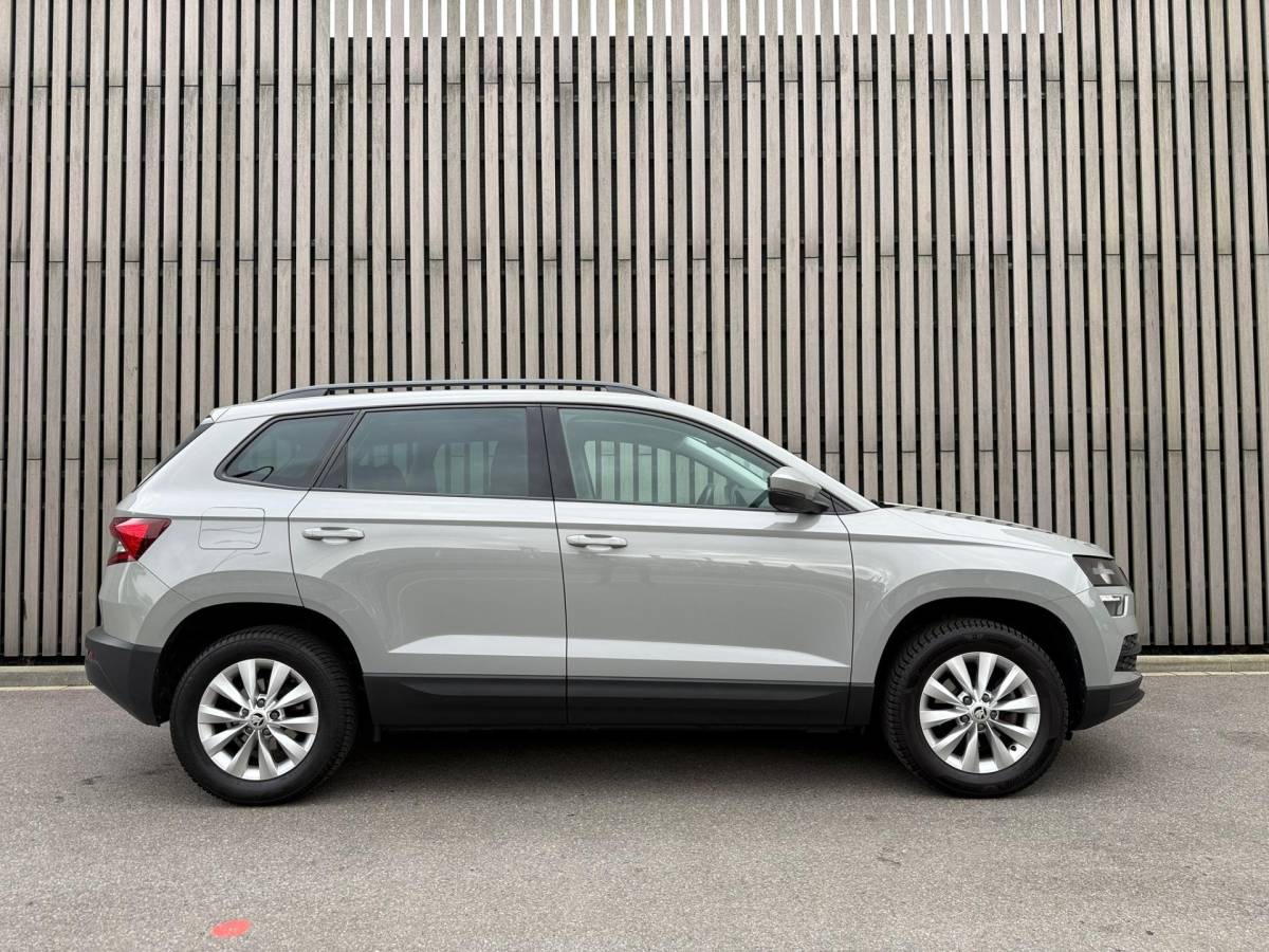 Škoda Karoq Skoda Karoq 1.0 TSI Business Edition /Apple CarPlay /Cruise /Navigatie