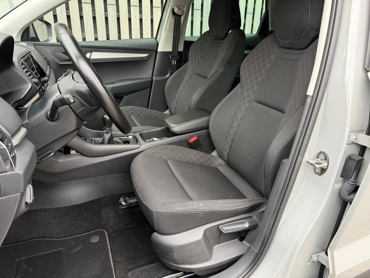 Škoda Karoq Skoda Karoq 1.0 TSI Business Edition /Apple CarPlay /Cruise /Navigatie