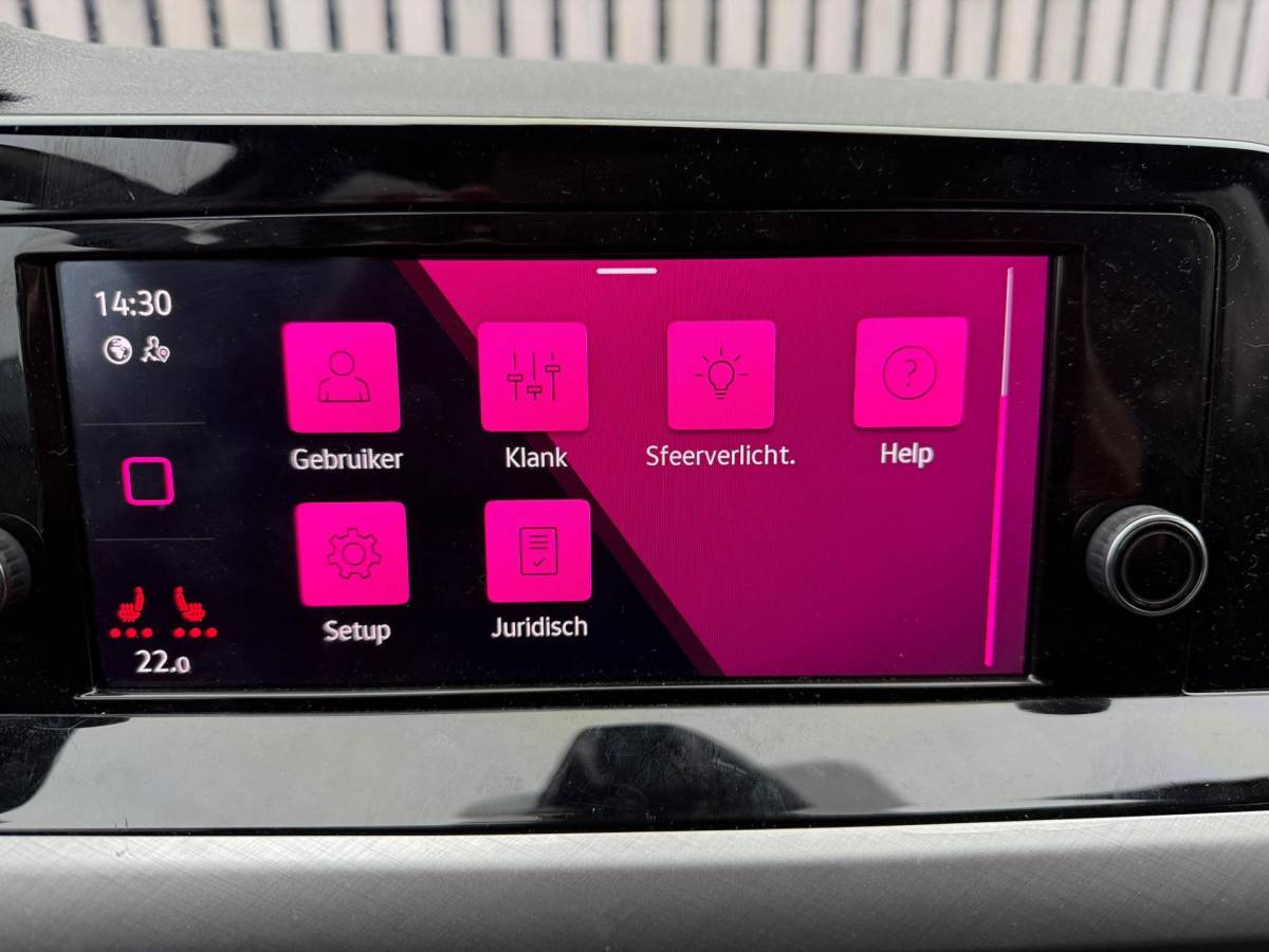 Volkswagen Golf Volkswagen Golf 1.0 TSI Life Business / 19′ /sfeer / Led /Cruise
