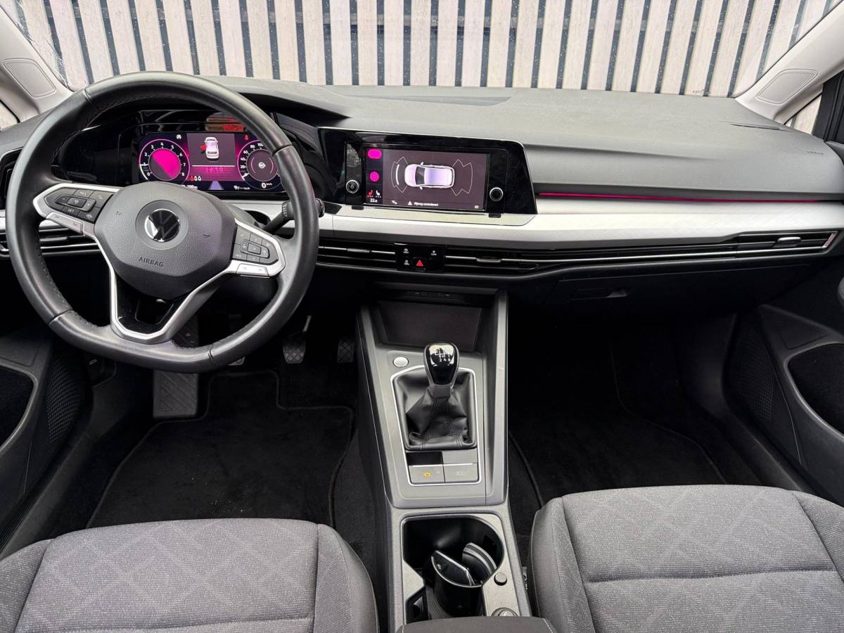 Volkswagen Golf Volkswagen Golf 1.0 TSI Life Business / 19′ /sfeer / Led /Cruise