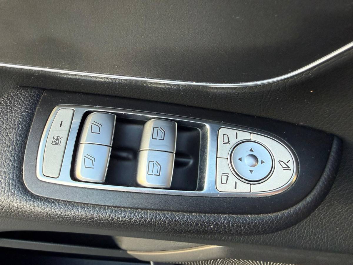 Mercedes-Benz V-Klasse Mercedes-Benz V-klasse 220 CDI Lang /Dubbele Cabine /Camera
