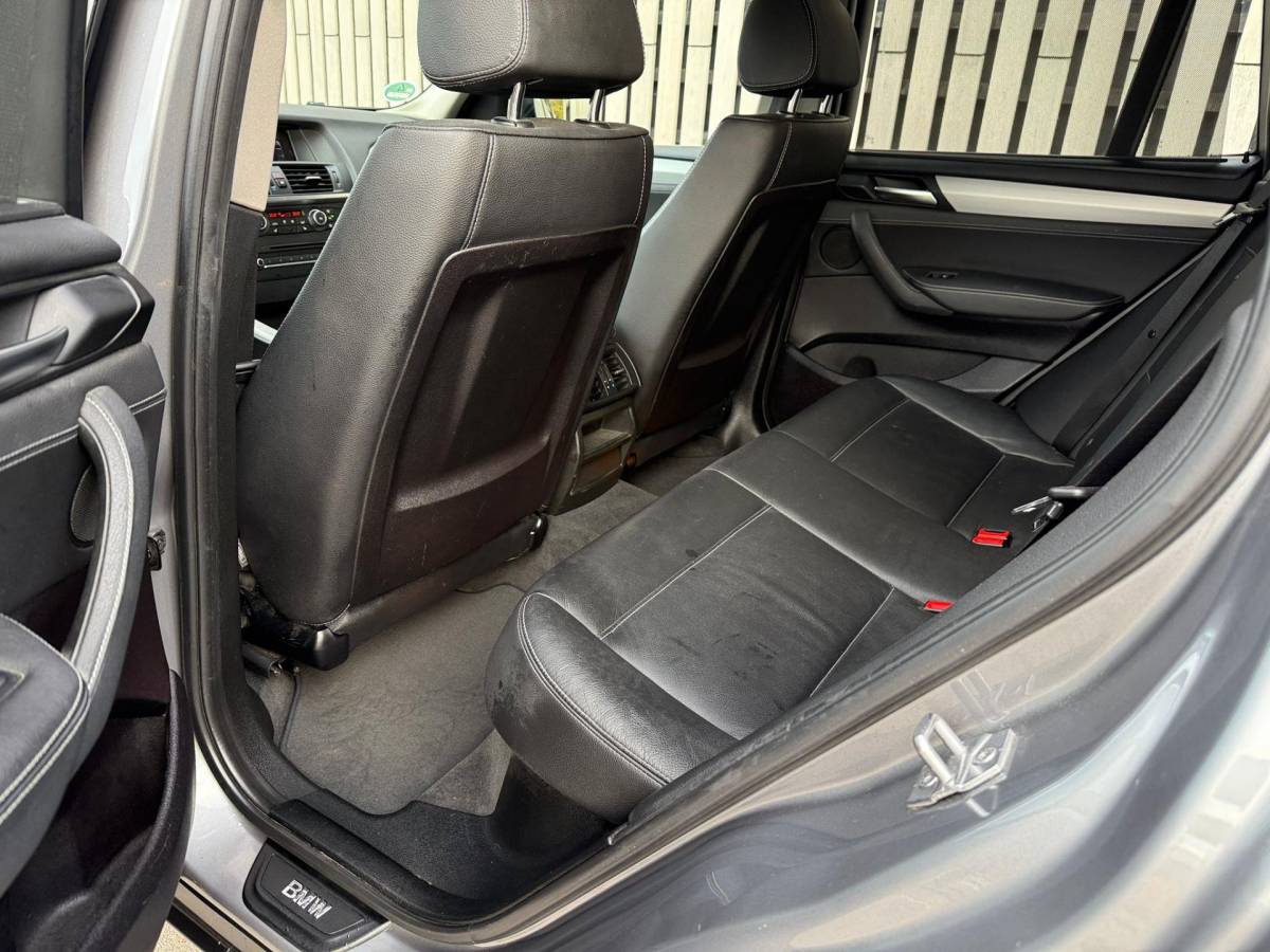 BMW X3 BMW X3 SDrive18d Chrome Line Edition – Leer – Navigatie