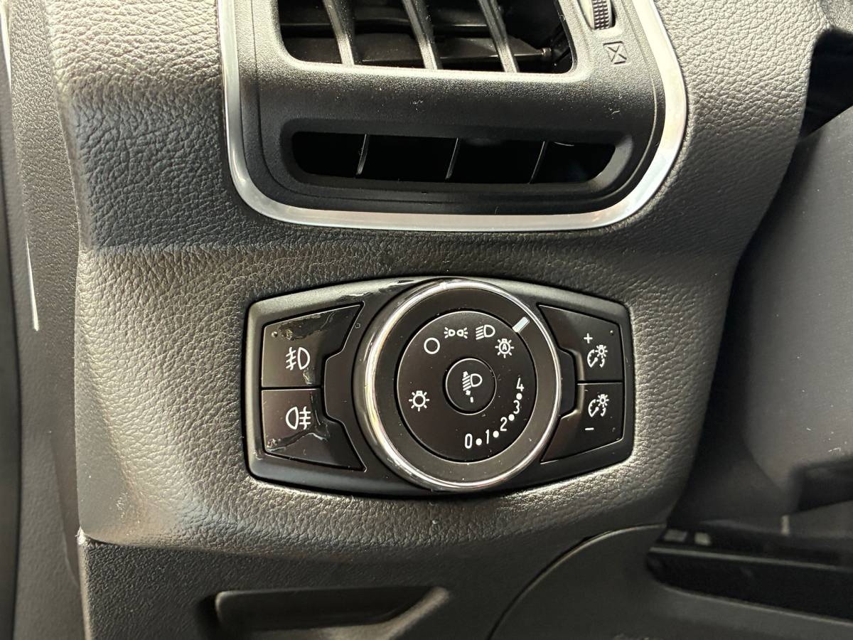 Ford B-MAX Ford B-Max 1.0 EcoBoost Titanium | Navi + Clima + Cruise nu €7.975,-!!