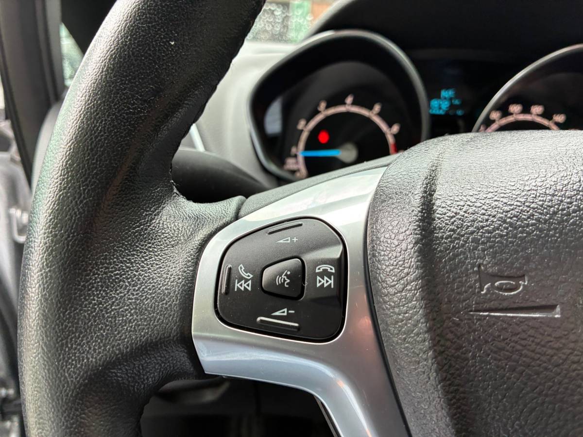 Ford B-MAX Ford B-Max 1.0 EcoBoost Titanium | Navi + Clima + Cruise nu €7.975,-!!