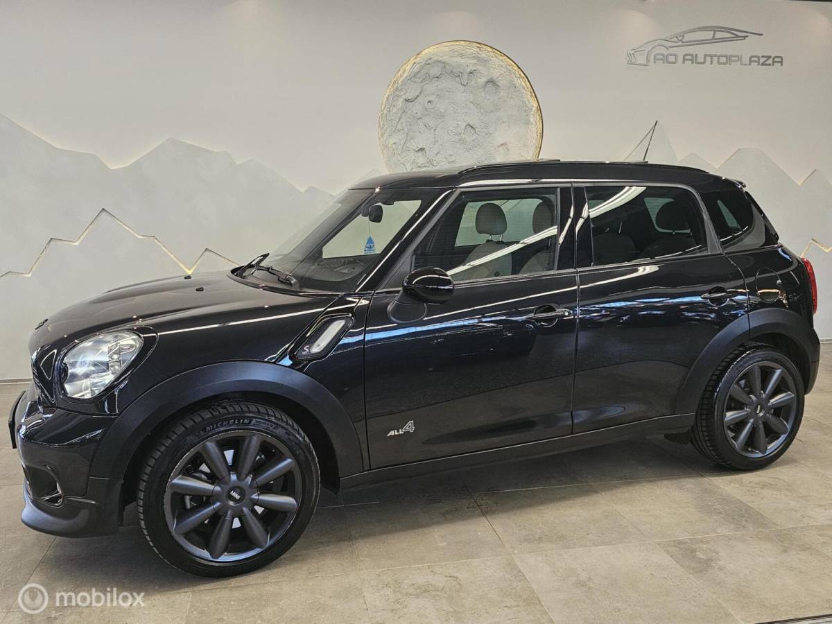 MINI Countryman Mini Countryman 1.6 Cooper S ALL4 Chili Panorama/Leder/Navigatie/Stoelverwarming