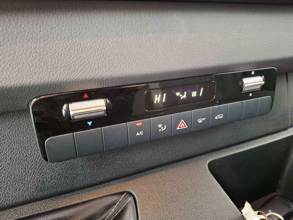 Mercedes-Benz Sprinter Mercedes-Benz Sprinter 311 2.2 CDI L2H2 / AIRCO / CAMERA / 3 ZITS / DEALER ONDERHOUDEN / NAVI