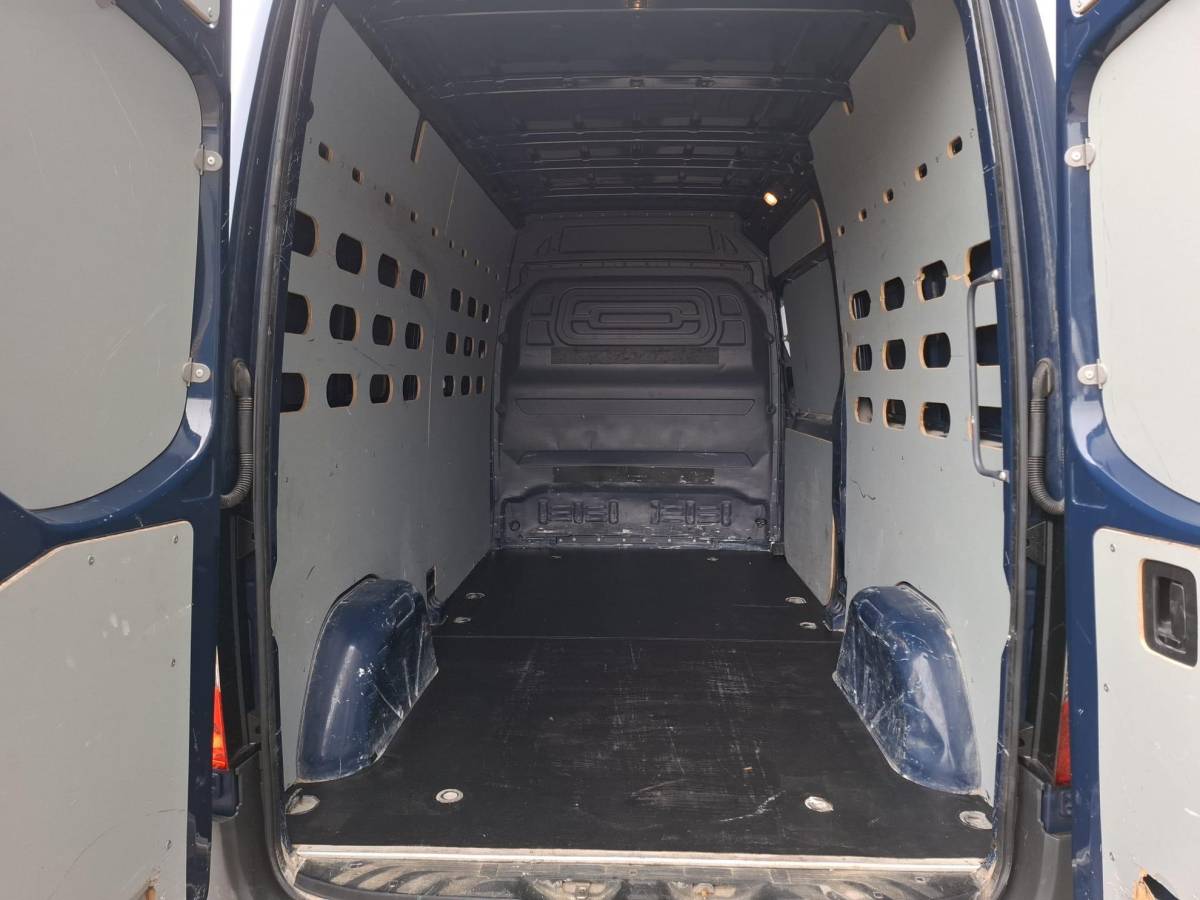 Mercedes-Benz Sprinter Mercedes-Benz Sprinter 311 2.2 CDI L2H2 AIRCO / CAMERA / 3 ZITS / DEALER ONDERHOUDEN / NAVI