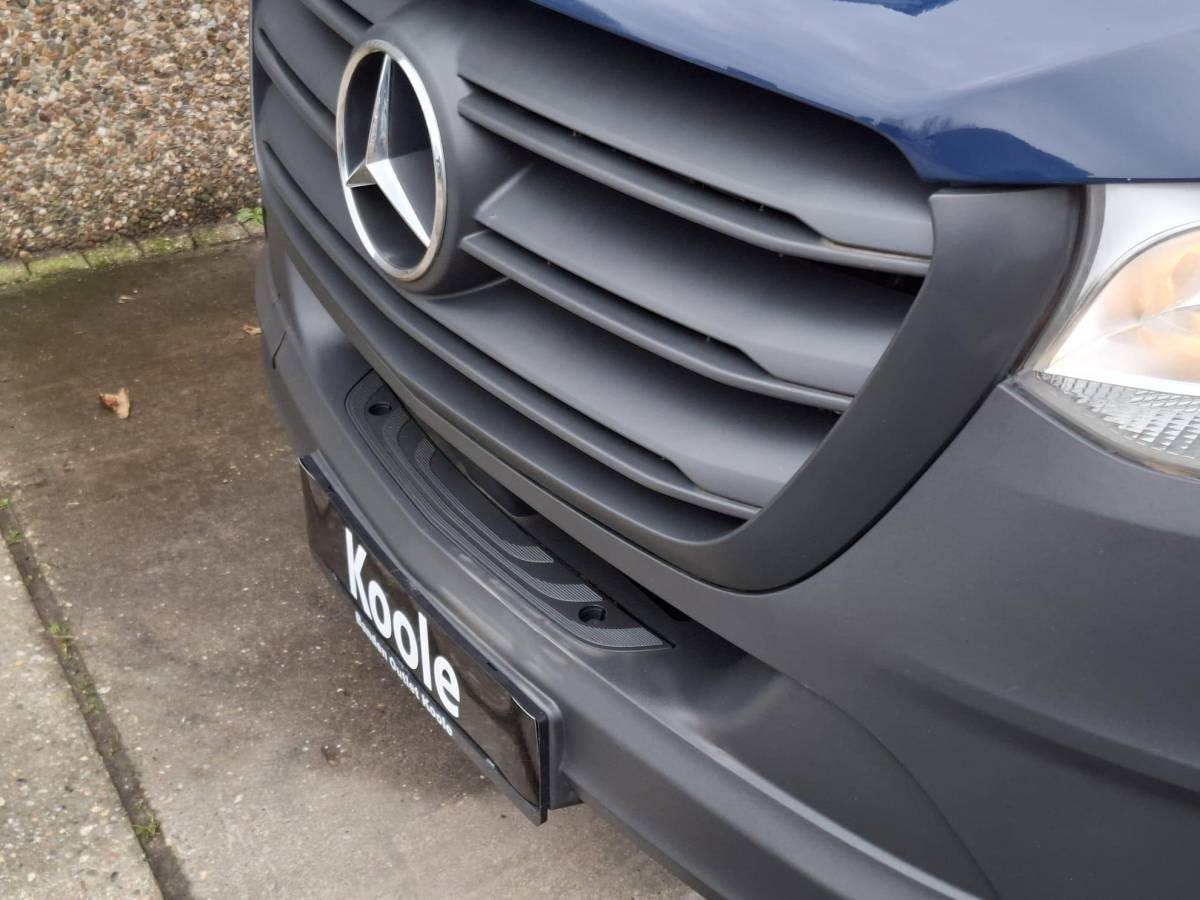 Mercedes-Benz Sprinter Mercedes-Benz Sprinter 311 2.2 CDI L2H2 / AIRCO / CAMERA / 3 ZITS / DEALER ONDERHOUDEN / NAVI