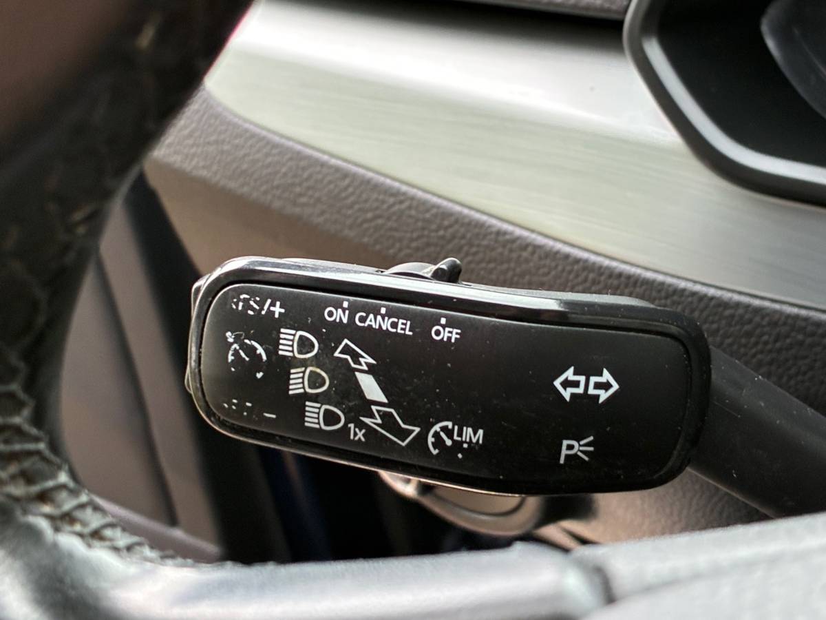 Škoda Superb Skoda Superb Combi 1.5 TSI ACT Ambition Business | Automaat + Cruise + Clima nu € 14.975,-!!!