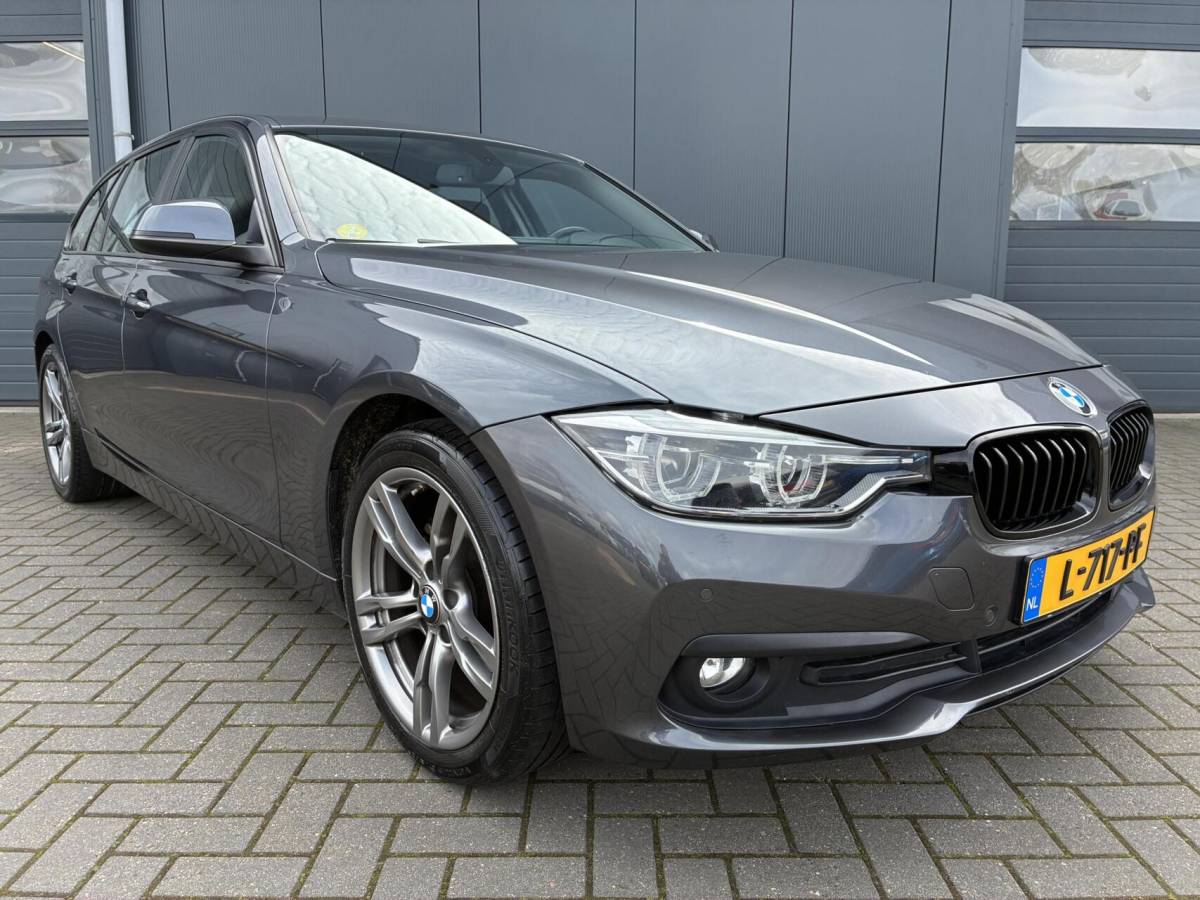 BMW 3 Serie BMW 3-serie Touring 318d | CLIMA | NAVI | STOELVERWARMING