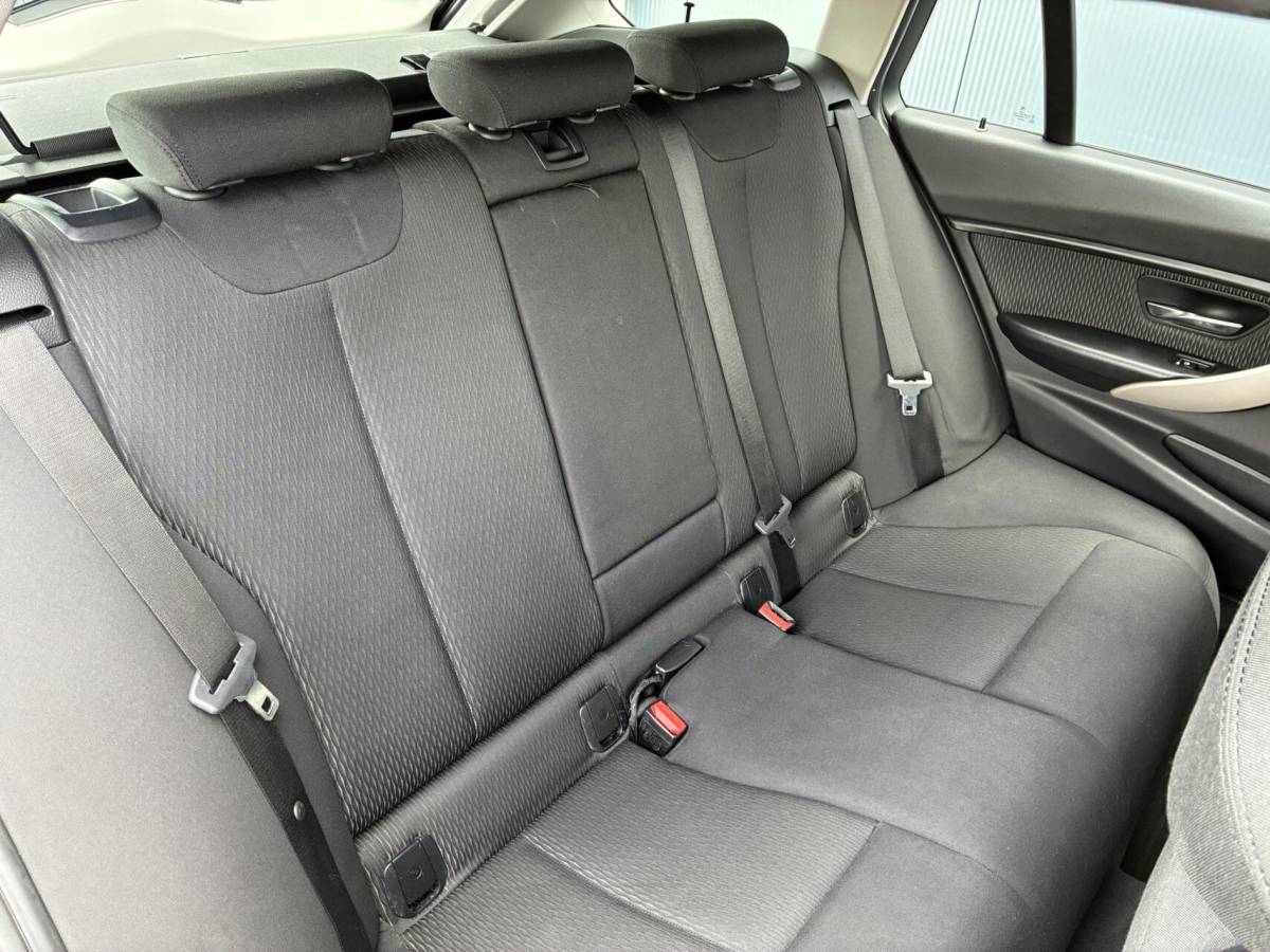 BMW 3 Serie BMW 3-serie Touring 318d | CLIMA | NAVI | STOELVERWARMING