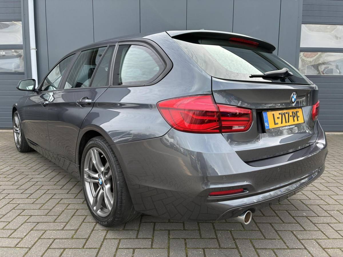 BMW 3 Serie BMW 3-serie Touring 318d | CLIMA | NAVI | STOELVERWARMING
