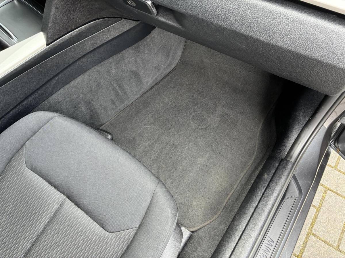 BMW 3 Serie BMW 3-serie Touring 318d | CLIMA | NAVI | STOELVERWARMING