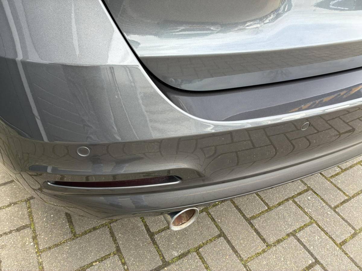 BMW 3 Serie BMW 3-serie Touring 318d | CLIMA | NAVI | STOELVERWARMING