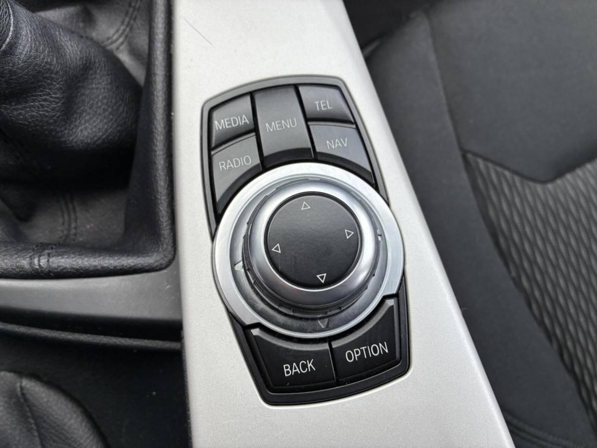 BMW 3 Serie BMW 3-serie Touring 318d | CLIMA | NAVI | STOELVERWARMING
