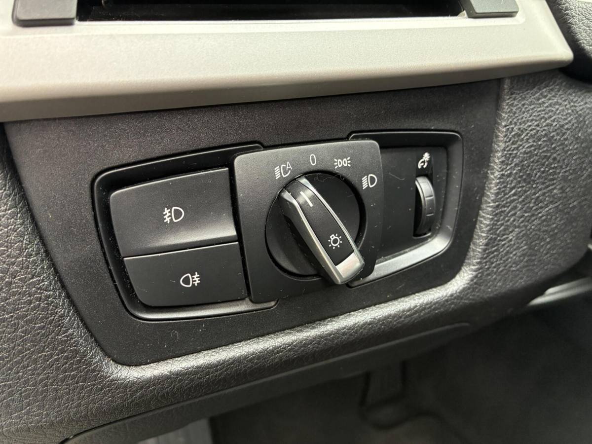 BMW 3 Serie BMW 3-serie Touring 318d | CLIMA | NAVI | STOELVERWARMING