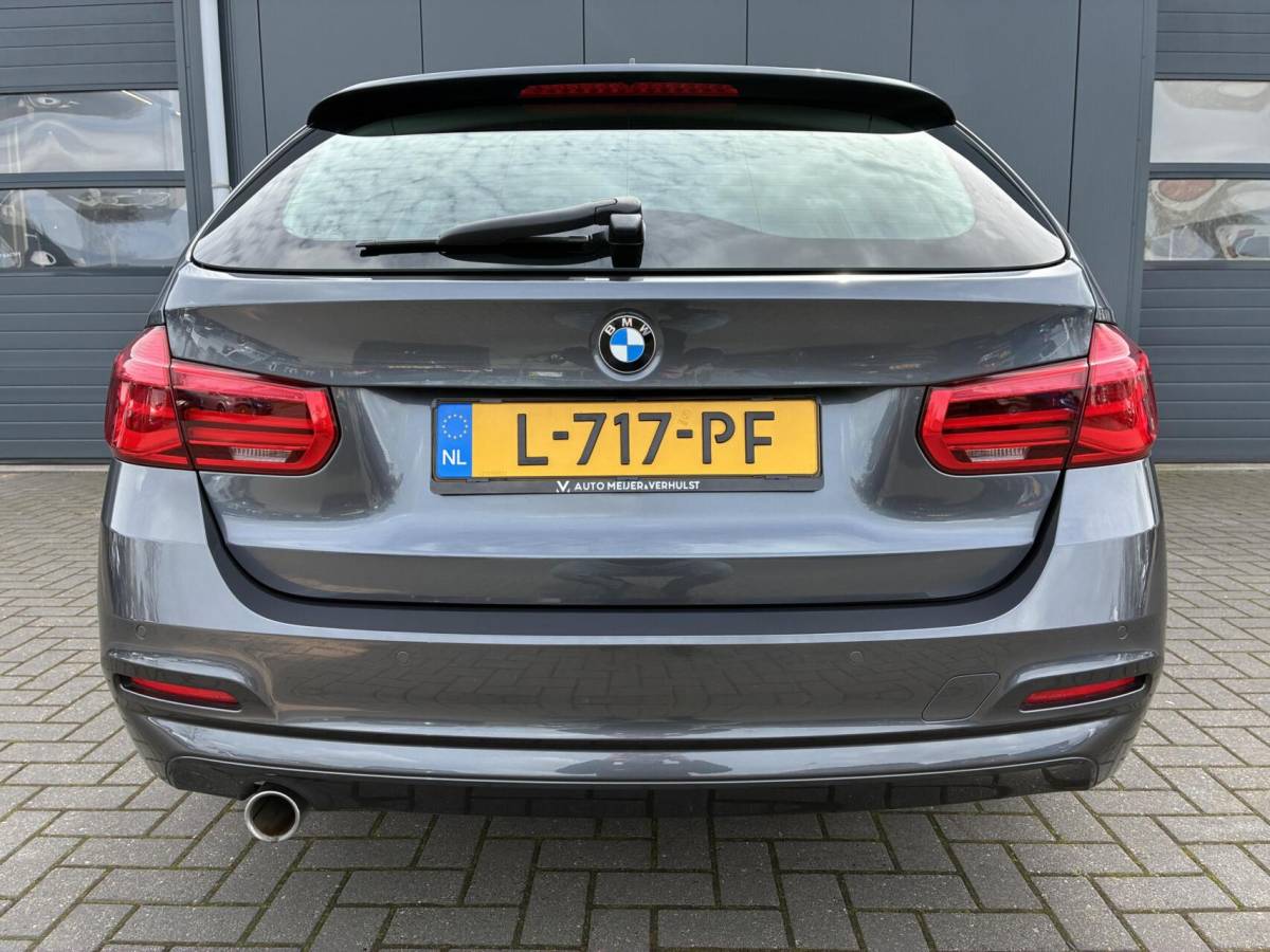 BMW 3 Serie BMW 3-serie Touring 318d | CLIMA | NAVI | STOELVERWARMING