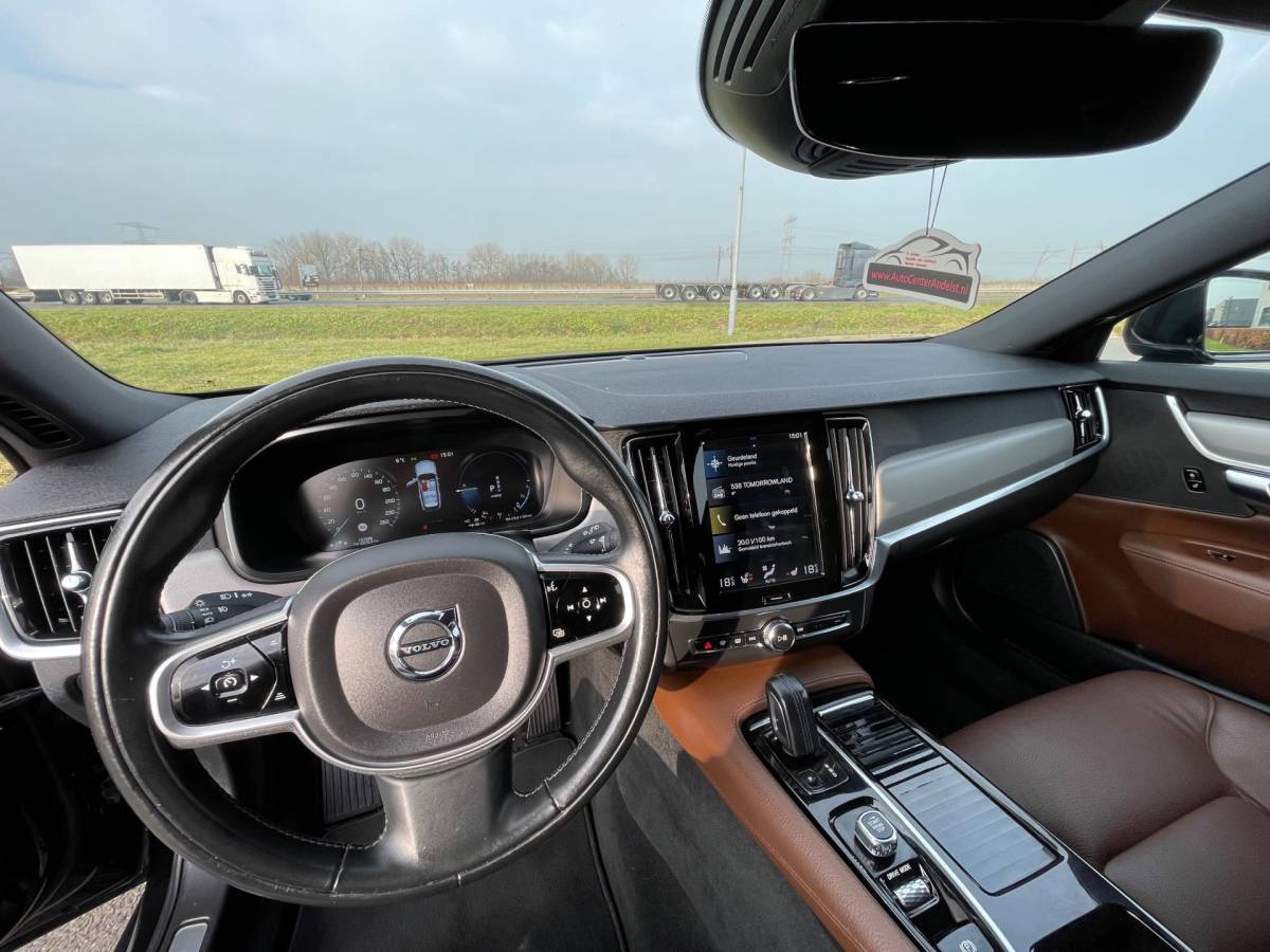 Volvo V90 Volvo V90 2.0 T6 AWD Business Pro, Trekhaak, Acc, Cam, Pdc, Leder, Stoel-/stuurverw, 1e eig afk, Geen import, Nap, Dealer oh!