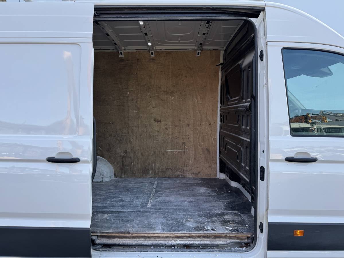 Volkswagen Crafter Volkswagen Crafter 2.0 TDI 140 PK Imperiaal Glasresteel Glastransporter L3H3 Camera Carplay Airco Cruise control Glaszetter
