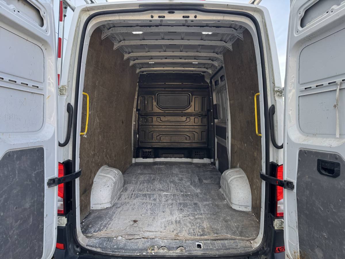Volkswagen Crafter Volkswagen Crafter 2.0 TDI 140 PK Imperiaal Glasresteel Glastransporter L3H3 Camera Carplay Airco Cruise control Glaszetter