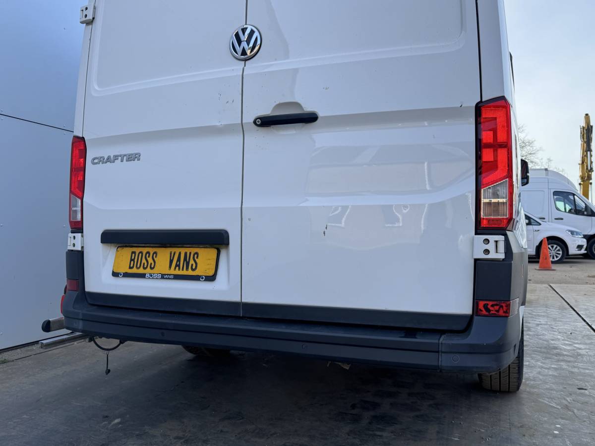 Volkswagen Crafter Volkswagen Crafter 2.0 TDI 140 PK Imperiaal Glasresteel Glastransporter L3H3 Camera Carplay Airco Cruise control Glaszetter