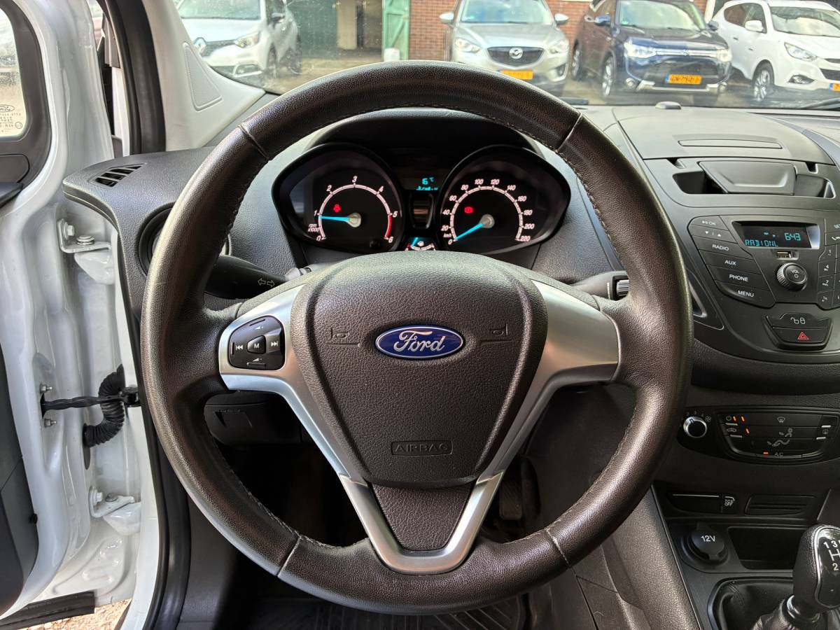 Ford Transit Courier Ford Transit Courier 1.5 TDCI Trend | Airco + Radio + Schuifdeur Nu € 6.975,- Ex BTW !!!