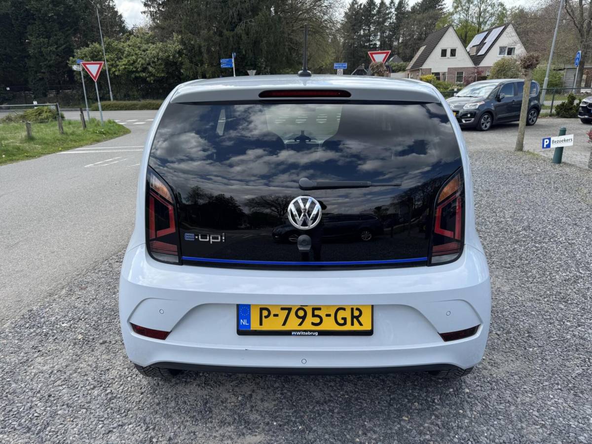 Volkswagen e-up! Volkswagen e-Up! e-up! ELEKTRISCH white mettalic AUTOMAATcamera