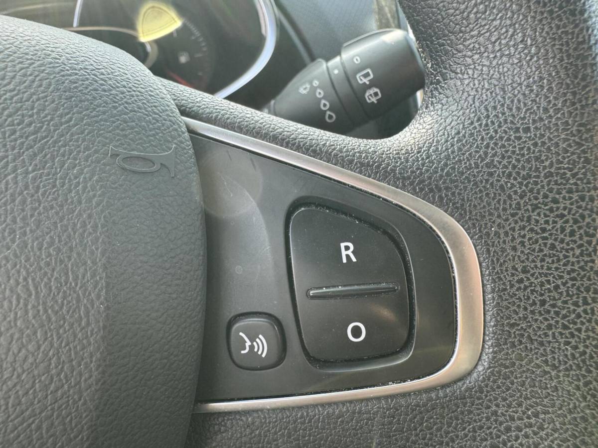 Renault Clio Renault Clio 0.9 TCe Zen 5deurs boekjes navigatie cruise
