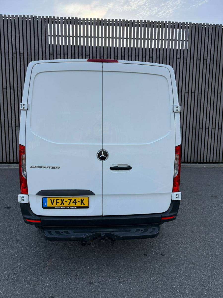 Mercedes-Benz Sprinter Mercedes-Benz Sprinter 311 CDI Automaat /Dubbele Cabine /5-Persoons