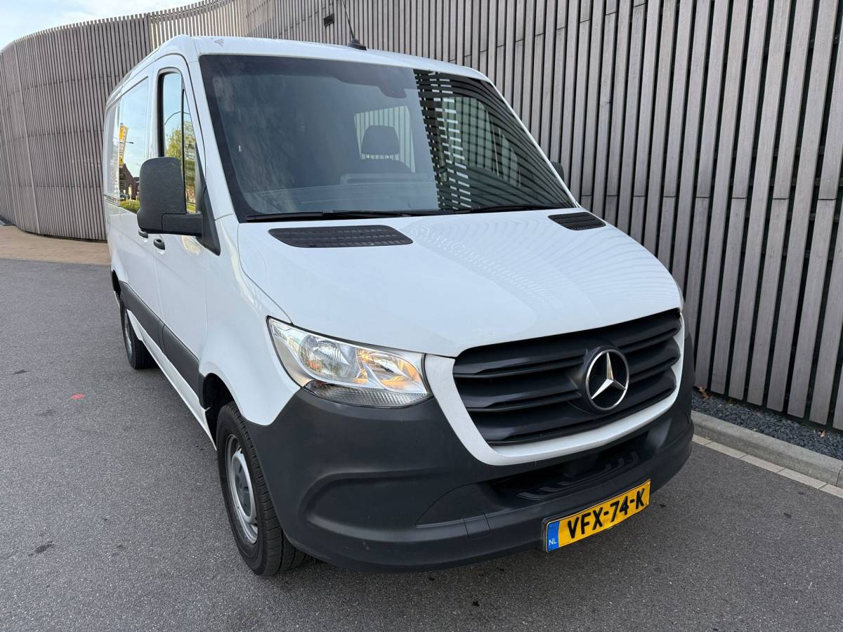 Mercedes-Benz Sprinter Mercedes-Benz Sprinter 311 CDI Automaat /Dubbele Cabine /5-Persoons