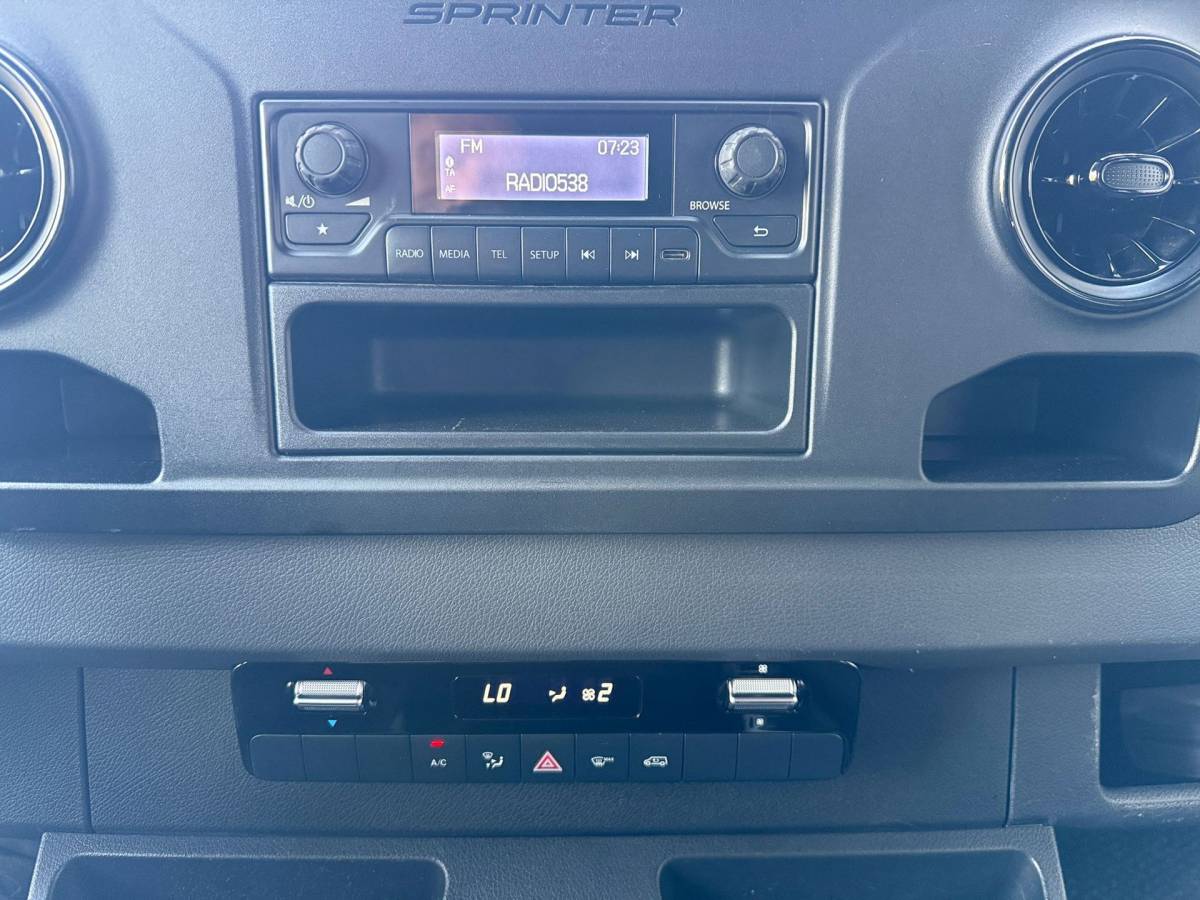 Mercedes-Benz Sprinter Mercedes-Benz Sprinter 311 CDI Automaat /Dubbele Cabine /5-Persoons