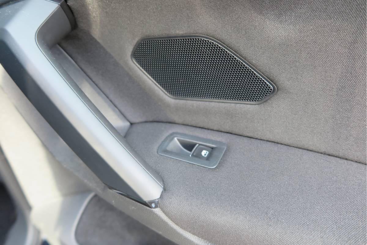 Volkswagen Tiguan Volkswagen Tiguan 1.4 TSI 92kw 125pk R-Line  Connected Series, Trekhaak afneembaar , Lane assist, Cruise control , Carplay , Navi, PDC, Achteruitrijcamera , LMV. Parkeerassistent . etc